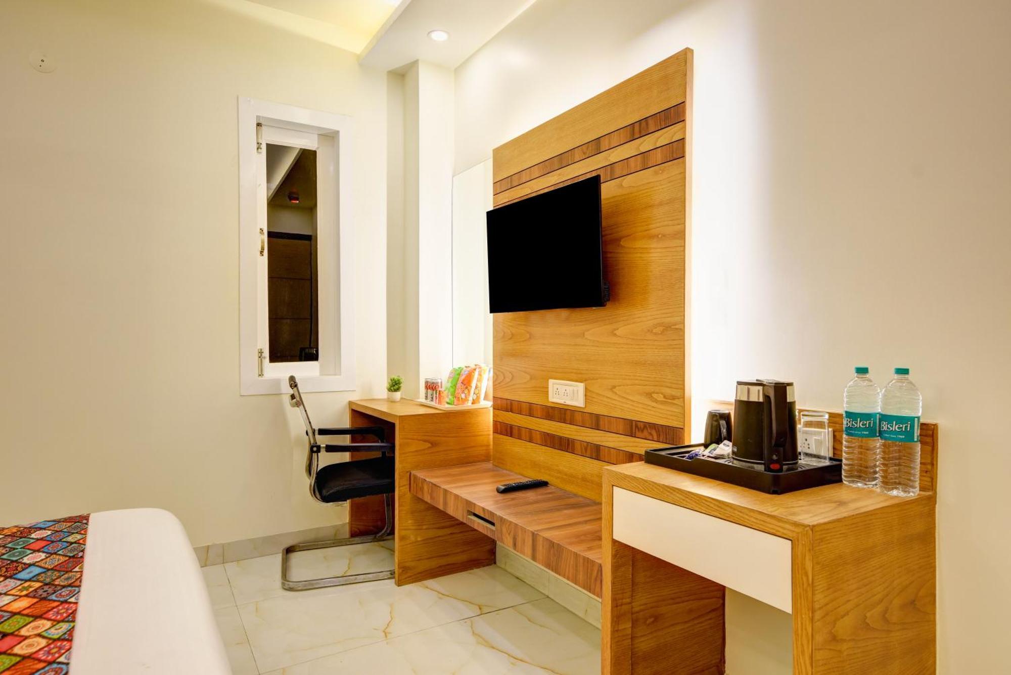 The York Legacy - 2 Minutes Walk From Railway Station New Delhi