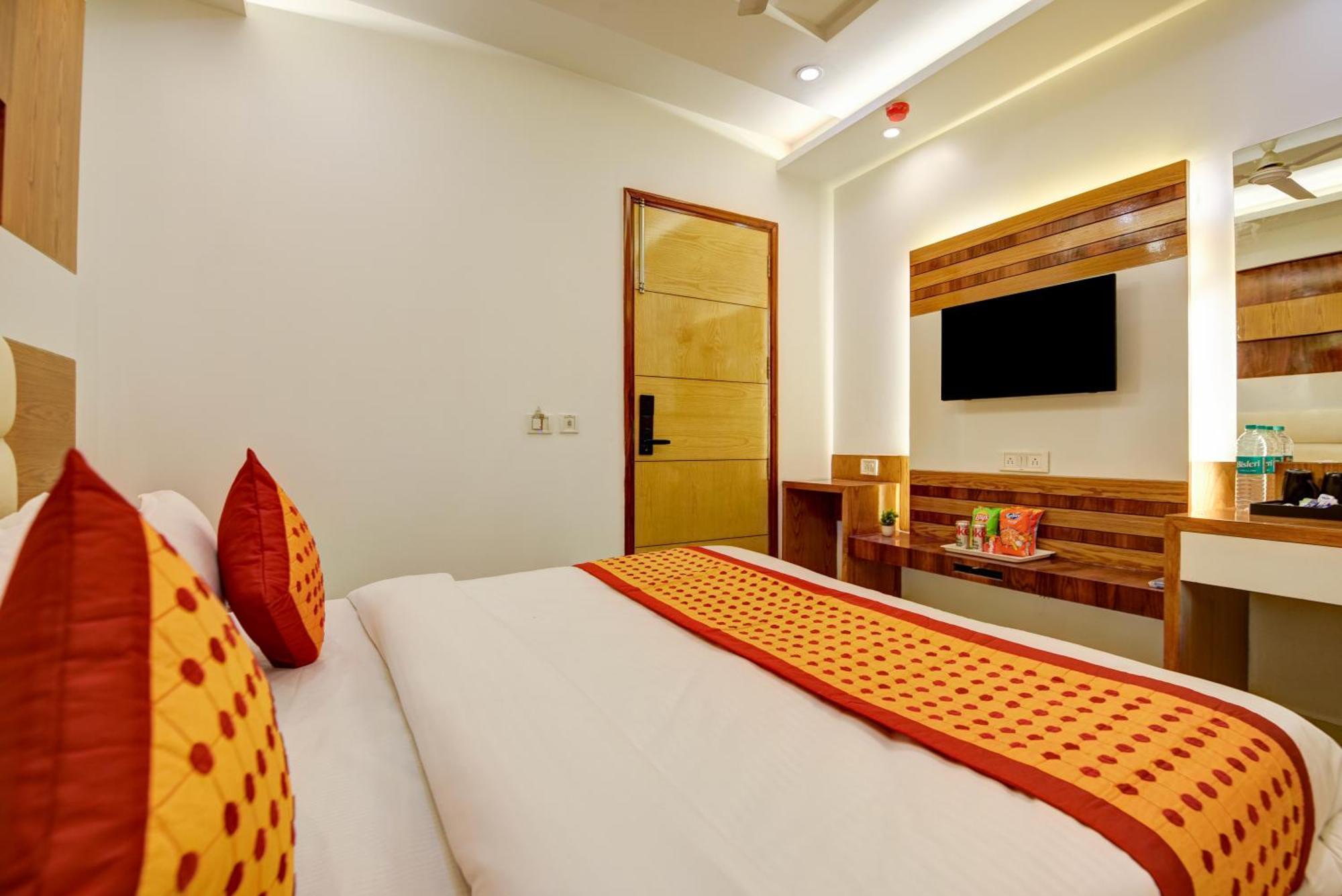 The York Legacy - 2 Minutes Walk From Railway Station New Delhi