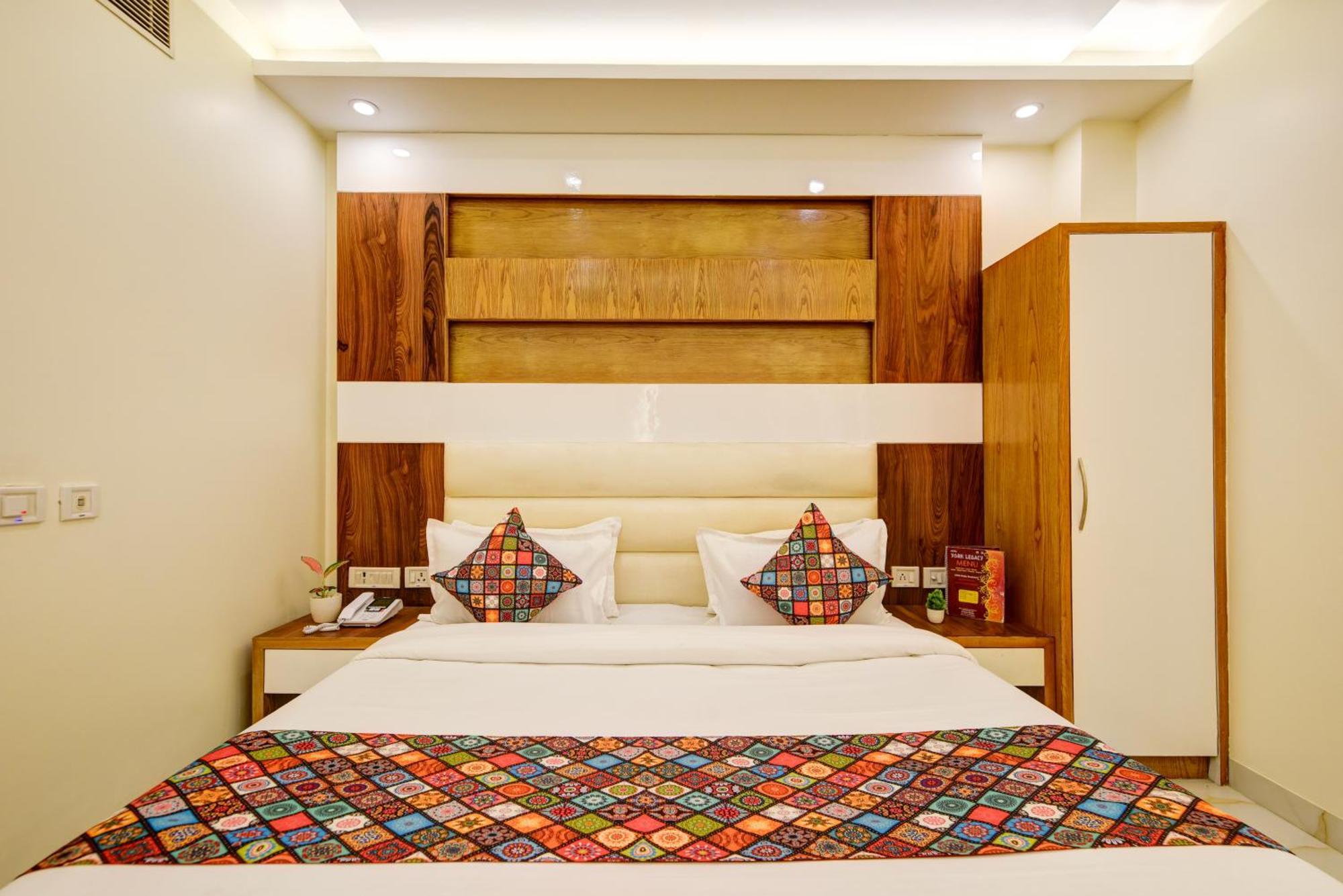 The York Legacy - 2 Minutes Walk From Railway Station Hotel 4*